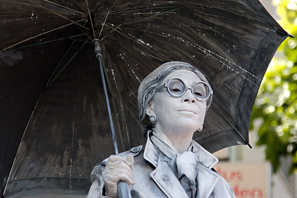 living statue lommel levend standbeeld evenement event festival festiviteit kunst art straatkunst streetart artiest beeld beeldhouwwerk sculpture sculptuur